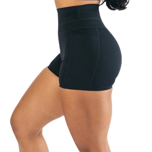 Alphalete Alphalux Force Shorts - Picture 2 of 6